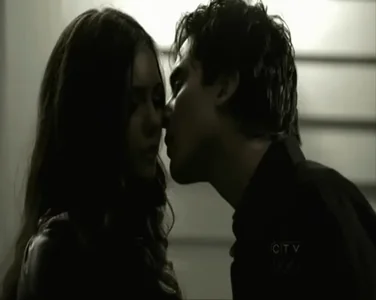ak kiss
