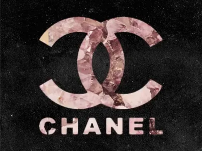 Chanel Fashion Icon