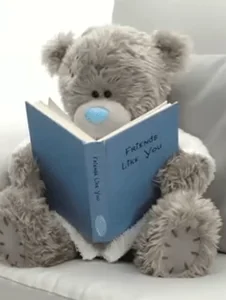 Читает Читаю Медведь